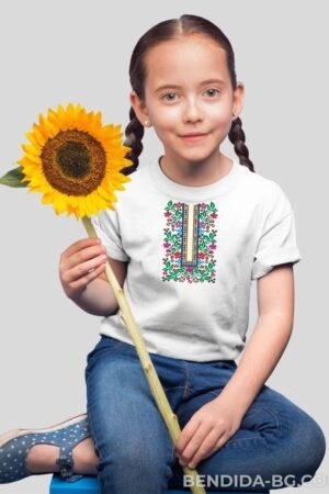 Детска тениска с шевица – „Шарена земя“ за момче и момиче